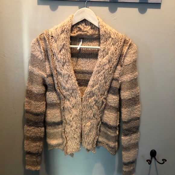 SOLD - Picture 4 of 8